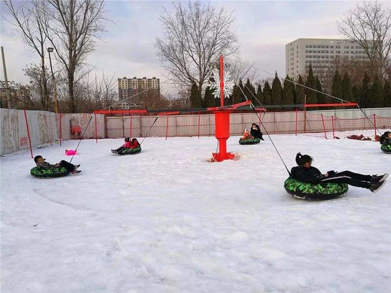 雪地轉(zhuǎn)轉(zhuǎn) 雪地轉(zhuǎn)轉(zhuǎn)