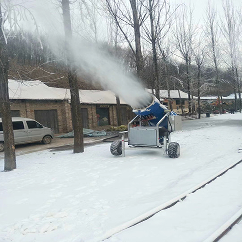 造雪機 造雪機