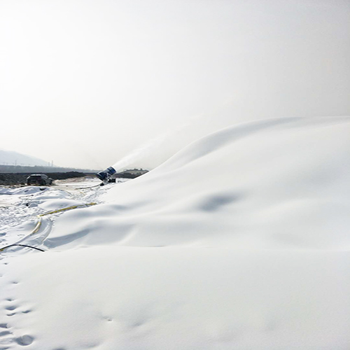 造雪機 造雪機